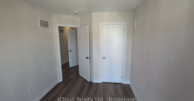 1346 Kobzar Drive, Oakville, ON, L6M 4L8 - 12