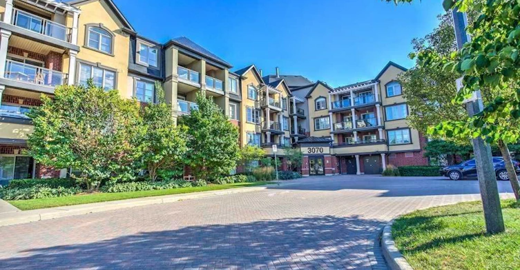 316-3070 Rotary Way, Burlington, ON, L7M 0H1
