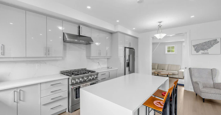 2996 Weston Road, Toronto, ON, M9M 2S7 - 9