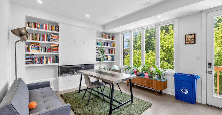 2996 Weston Road, Toronto, ON, M9M 2S7 - 11