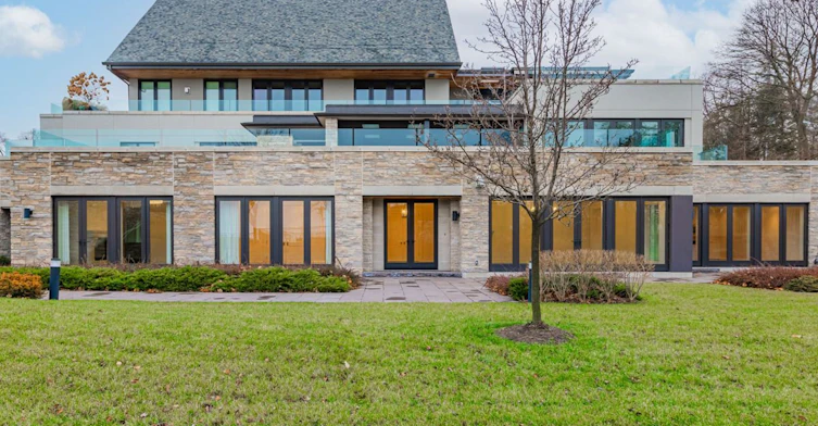 28-10 Maple Grove Road, Oakville, ON, L6J 0E1