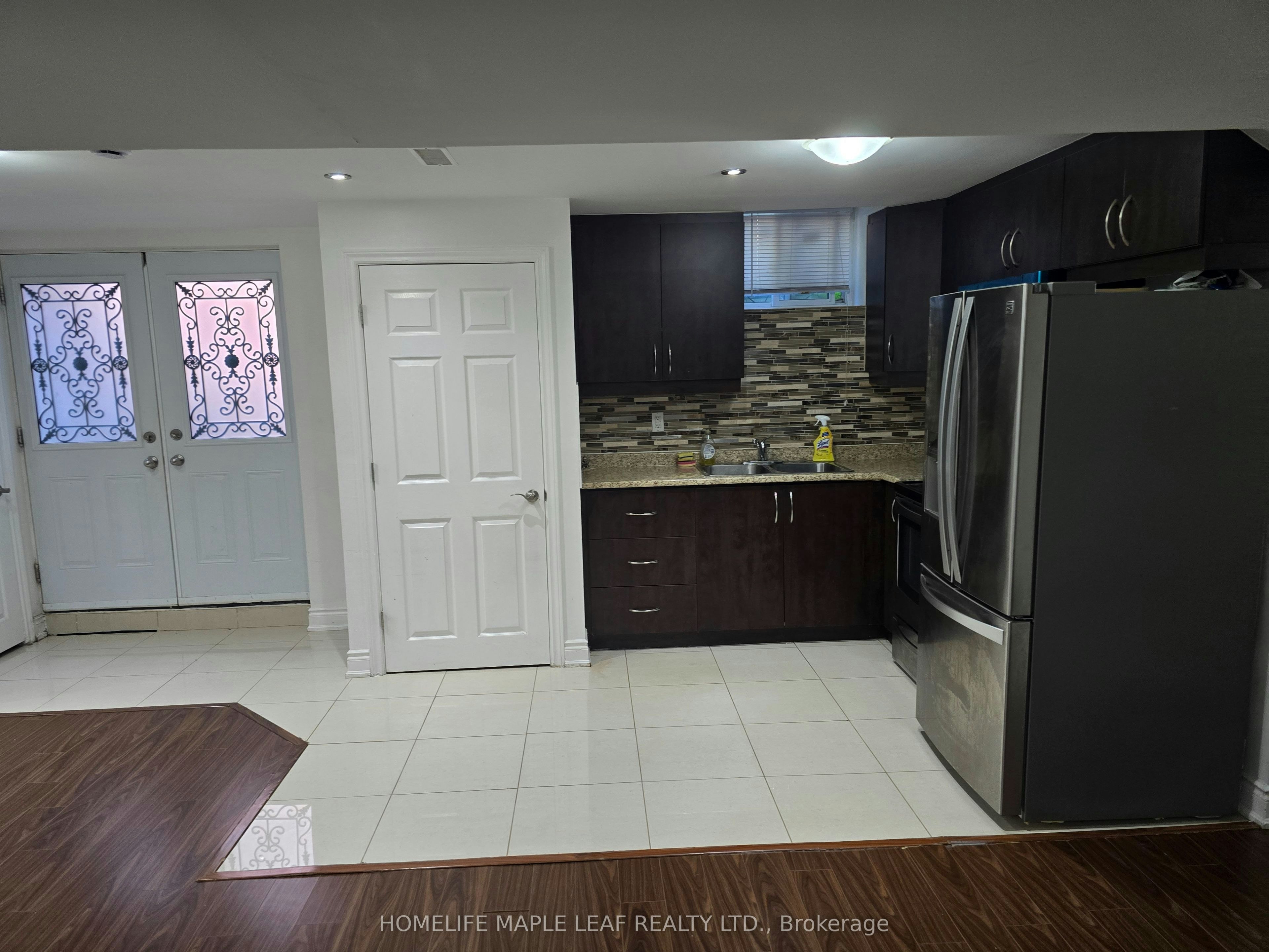 541 Scott Boulevard, Milton, ON, L9T 0T8 - 4