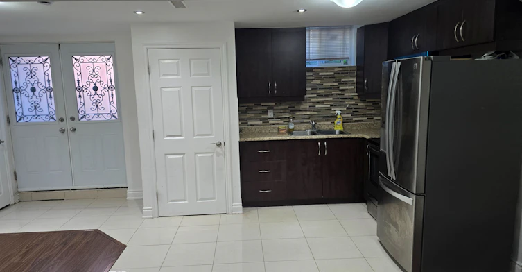 541 Scott Boulevard, Milton, ON, L9T 0T8 - 4
