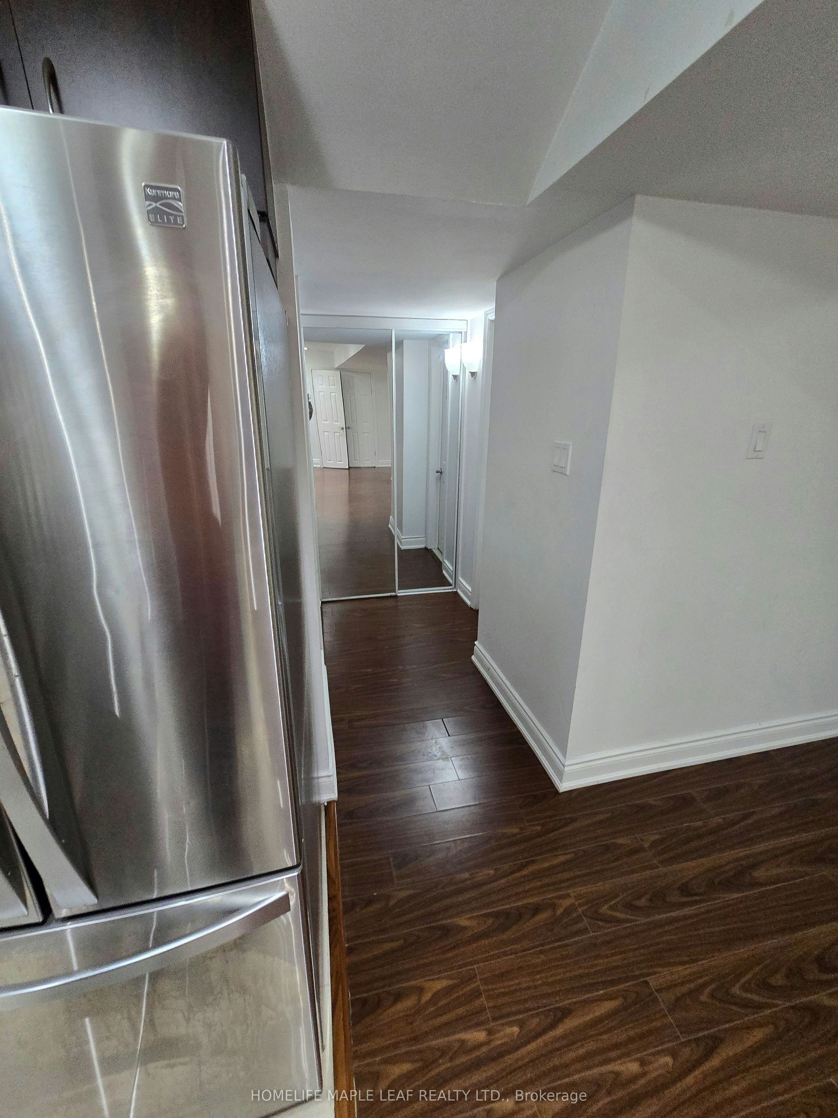 541 Scott Boulevard, Milton, ON, L9T 0T8 - 8