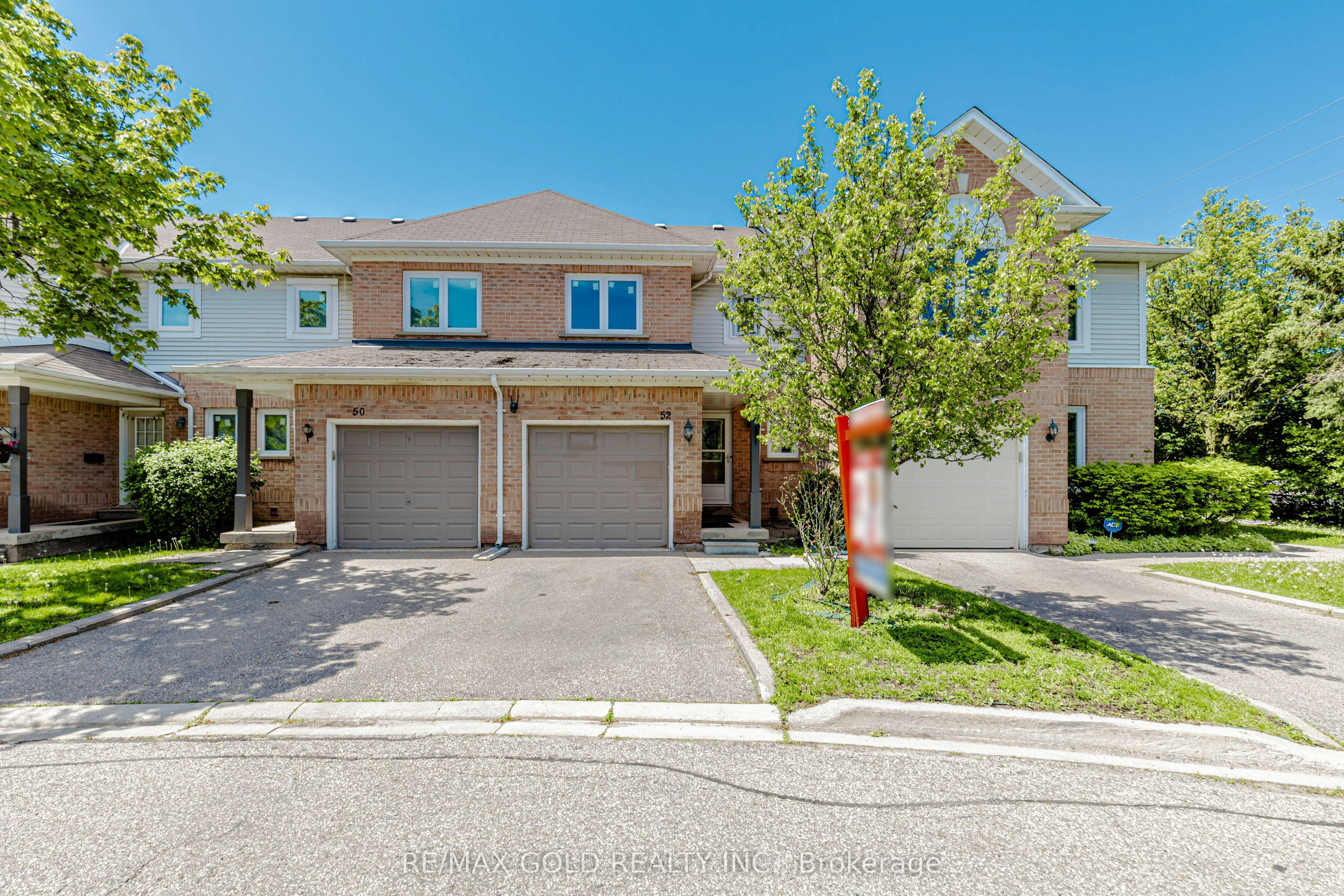 52 Wickstead Court, Brampton, ON, L6R 1N8