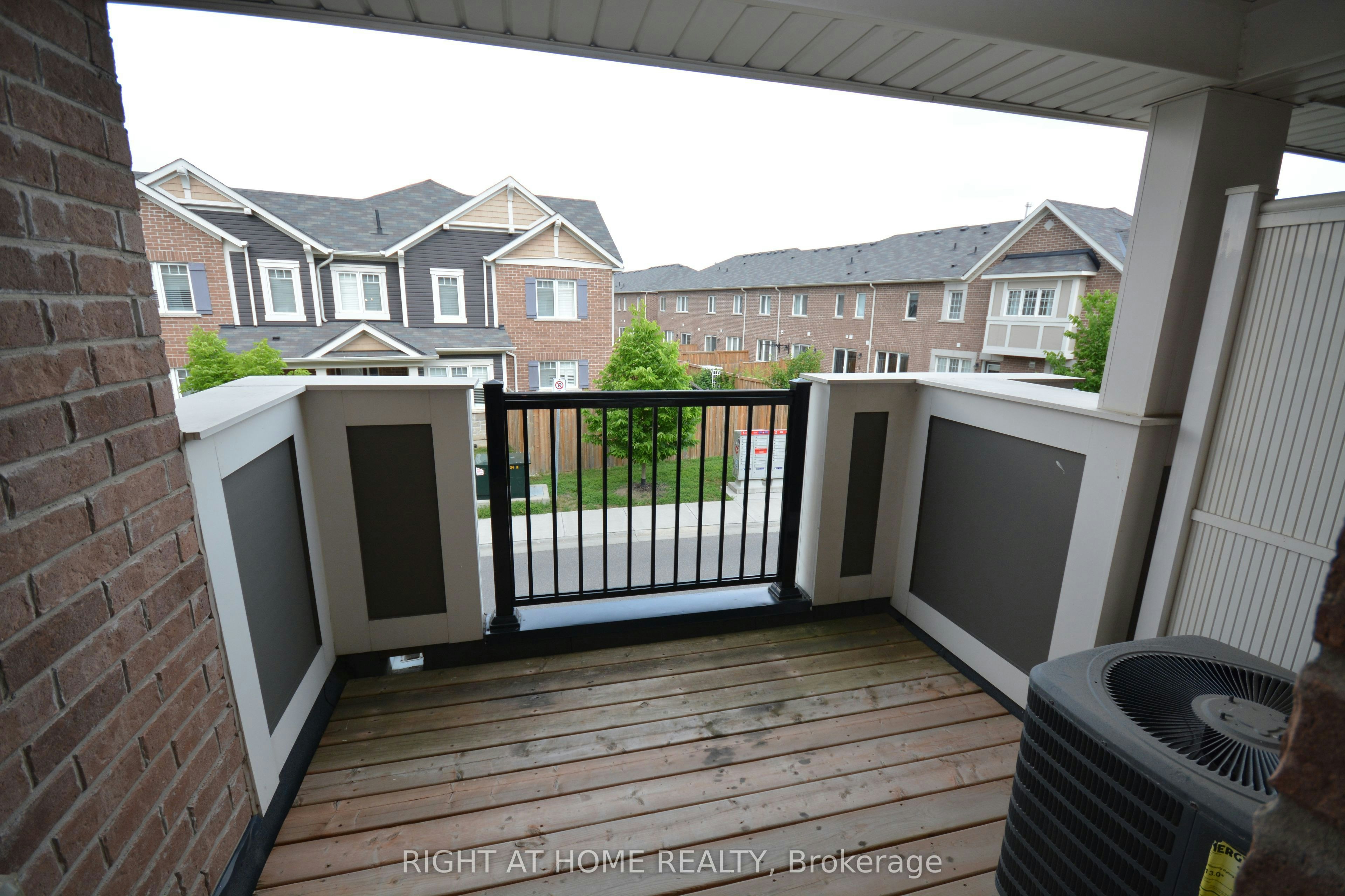 115-1000 Asleton Boulevard, Milton, ON, L9T 9L2 - 37