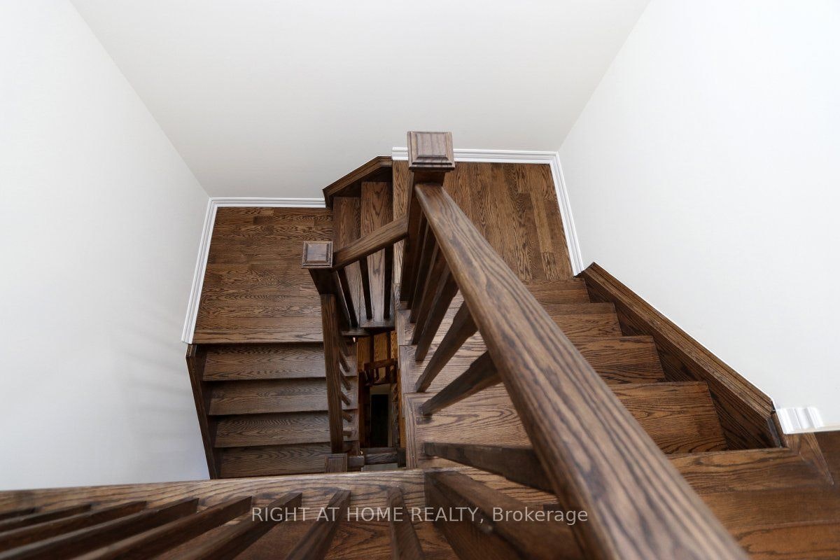 115-1000 Asleton Boulevard, Milton, ON, L9T 9L2 - 6