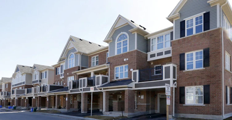 115-1000 Asleton Boulevard, Milton, ON, L9T 9L2 - 2