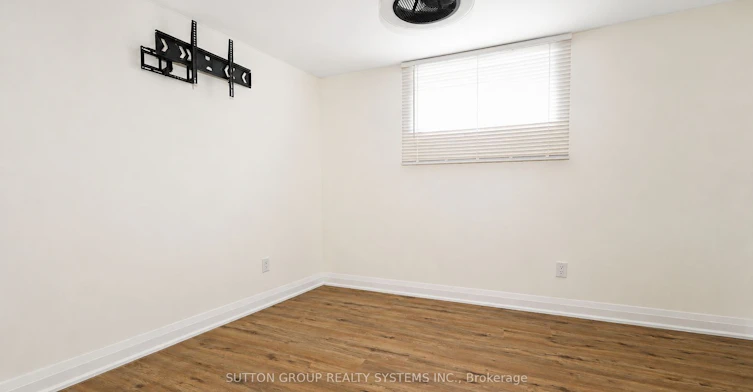 616 Rogers Road, Toronto, ON, M6M 1B8 - 3