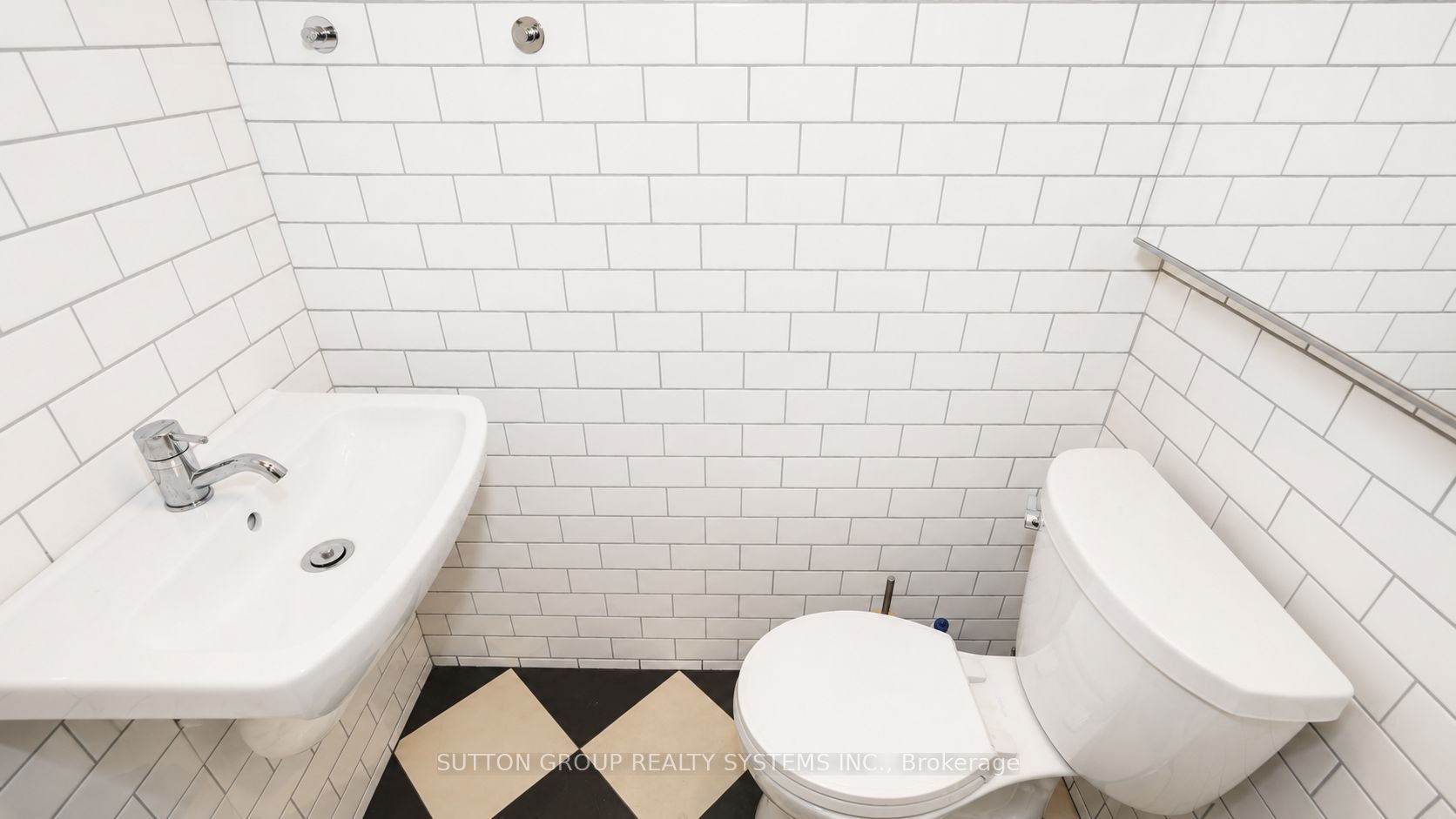 616 Rogers Road, Toronto, ON, M6M 1B8 - 6