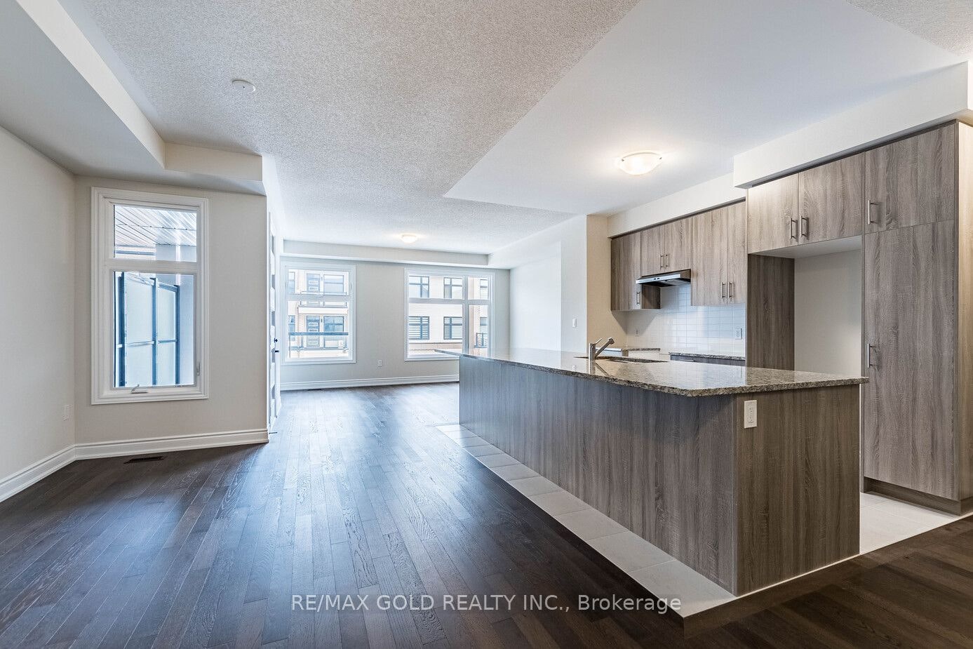 1295 Dempster Lane, Oakville, ON, L6H 7Z2 - 5