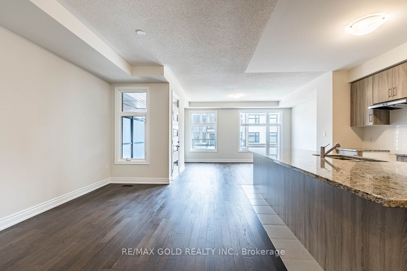 1295 Dempster Lane, Oakville, ON, L6H 7Z2 - 6