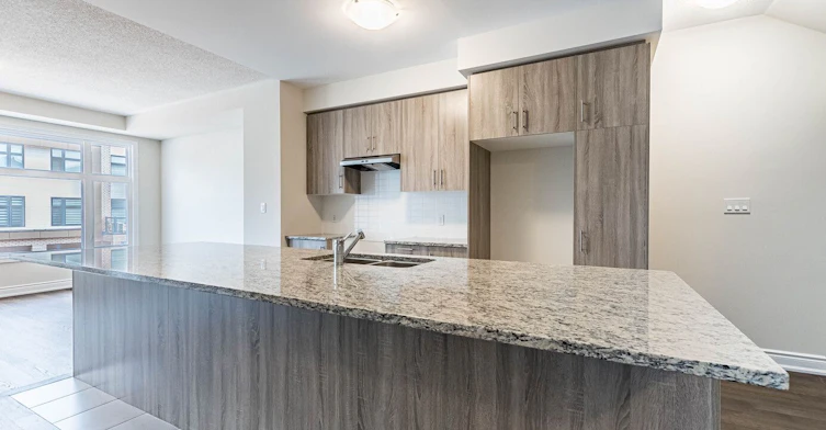 1295 Dempster Lane, Oakville, ON, L6H 7Z2 - 9