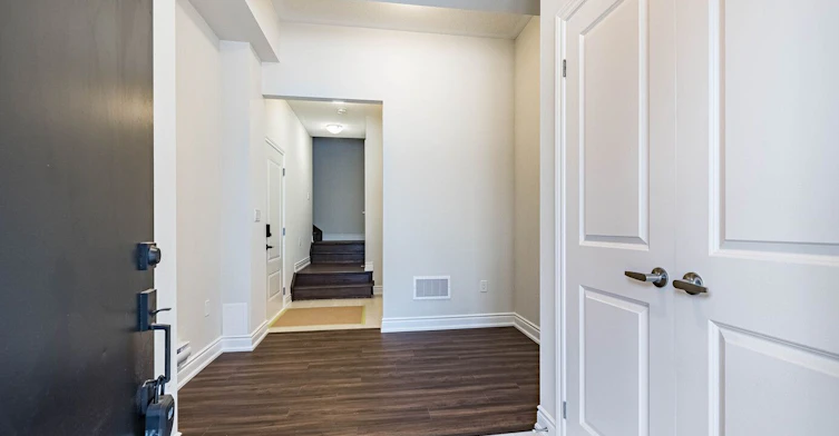 1295 Dempster Lane, Oakville, ON, L6H 7Z2 - 3