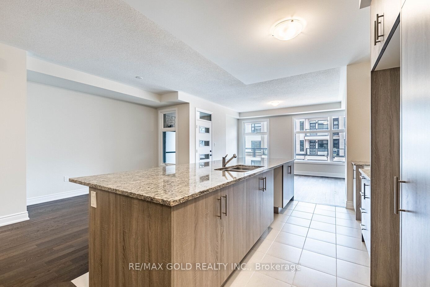 1295 Dempster Lane, Oakville, ON, L6H 7Z2 - 7