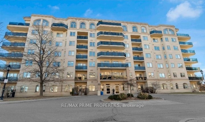 304-7 Dayspring Circle, Brampton, ON, L6P 1B8
