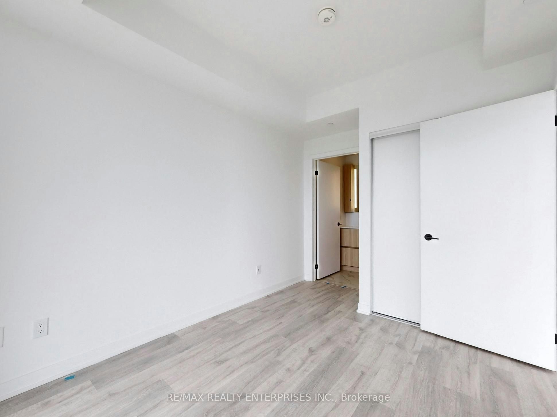 1013-220 Missinnihe Way, Mississauga, ON, L5H 0A9 - 15