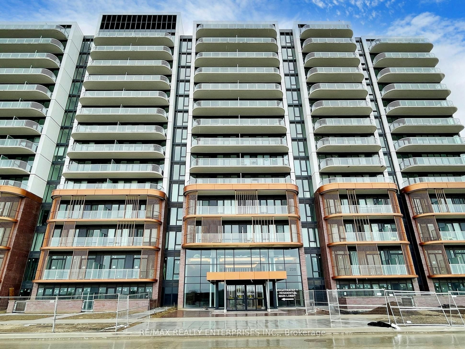 1013-220 Missinnihe Way, Mississauga, ON, L5H 0A9