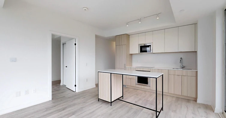 1013-220 Missinnihe Way, Mississauga, ON, L5H 0A9 - 7