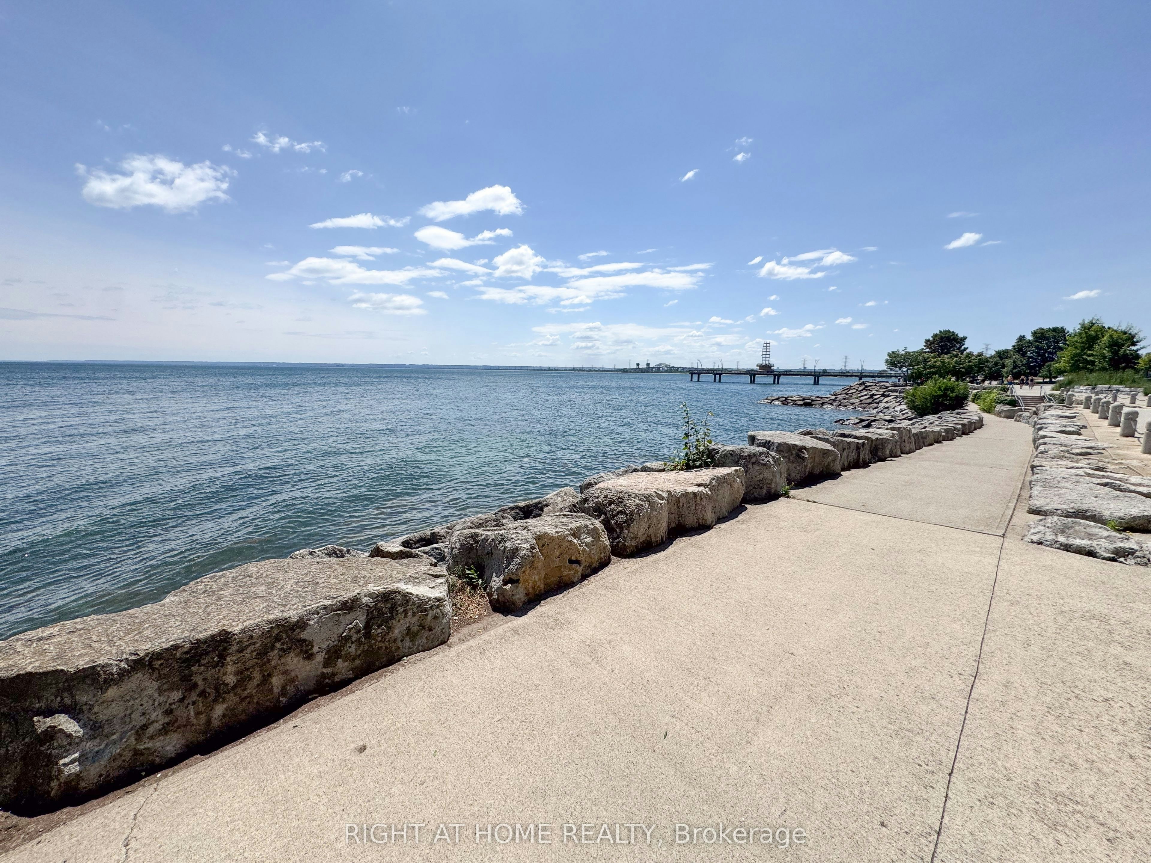 308-2075 Lakeshore Road, Burlington, ON, L7R 0H3 - 33