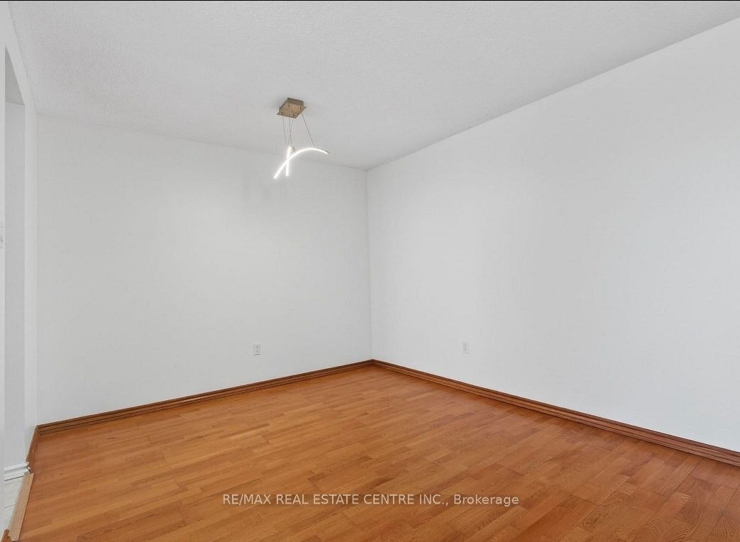 1201-100 County Court Boulevard, Brampton, ON, L6W 3X1 - 5