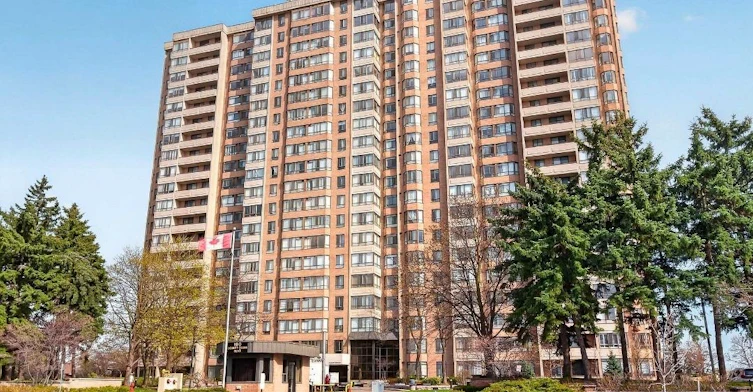1201-100 County Court Boulevard, Brampton, ON, L6W 3X1