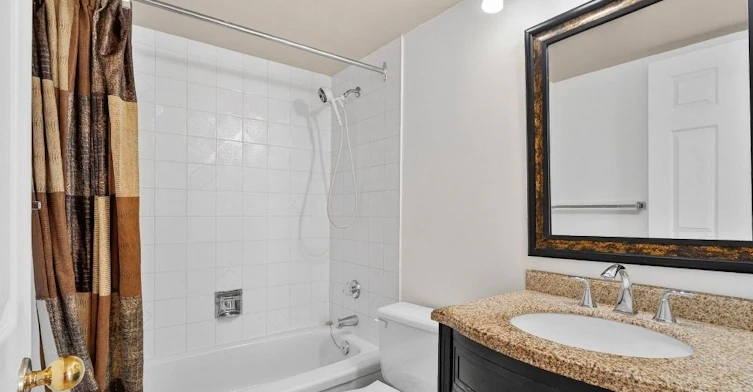 1201-100 County Court Boulevard, Brampton, ON, L6W 3X1 - 16