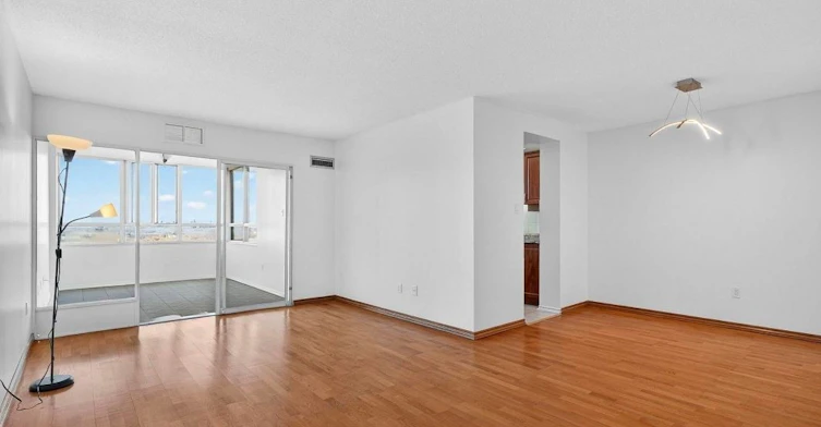 1201-100 County Court Boulevard, Brampton, ON, L6W 3X1 - 3