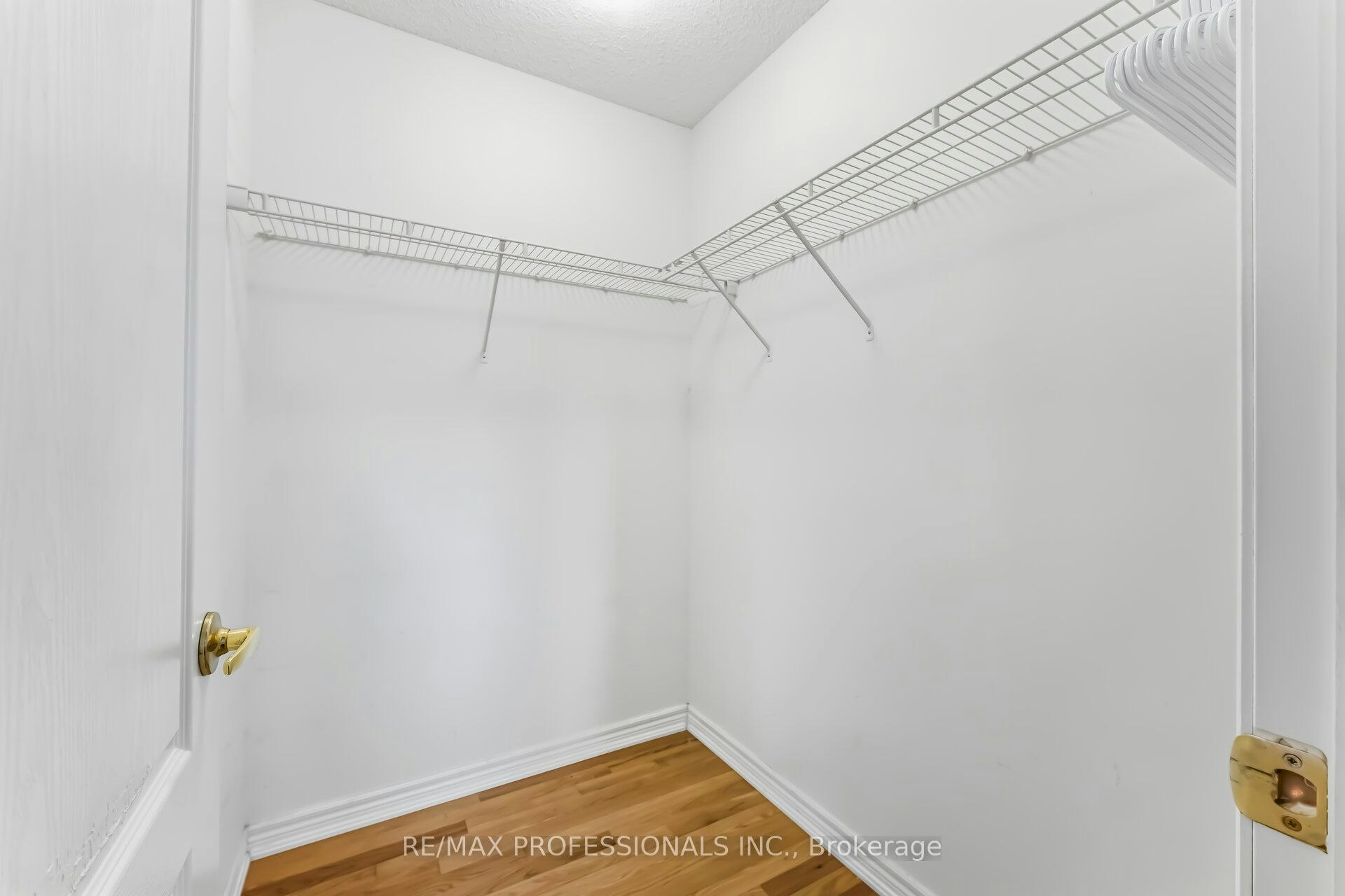 525 Scott Boulevard, Milton, ON, L9T 0T8 - 18