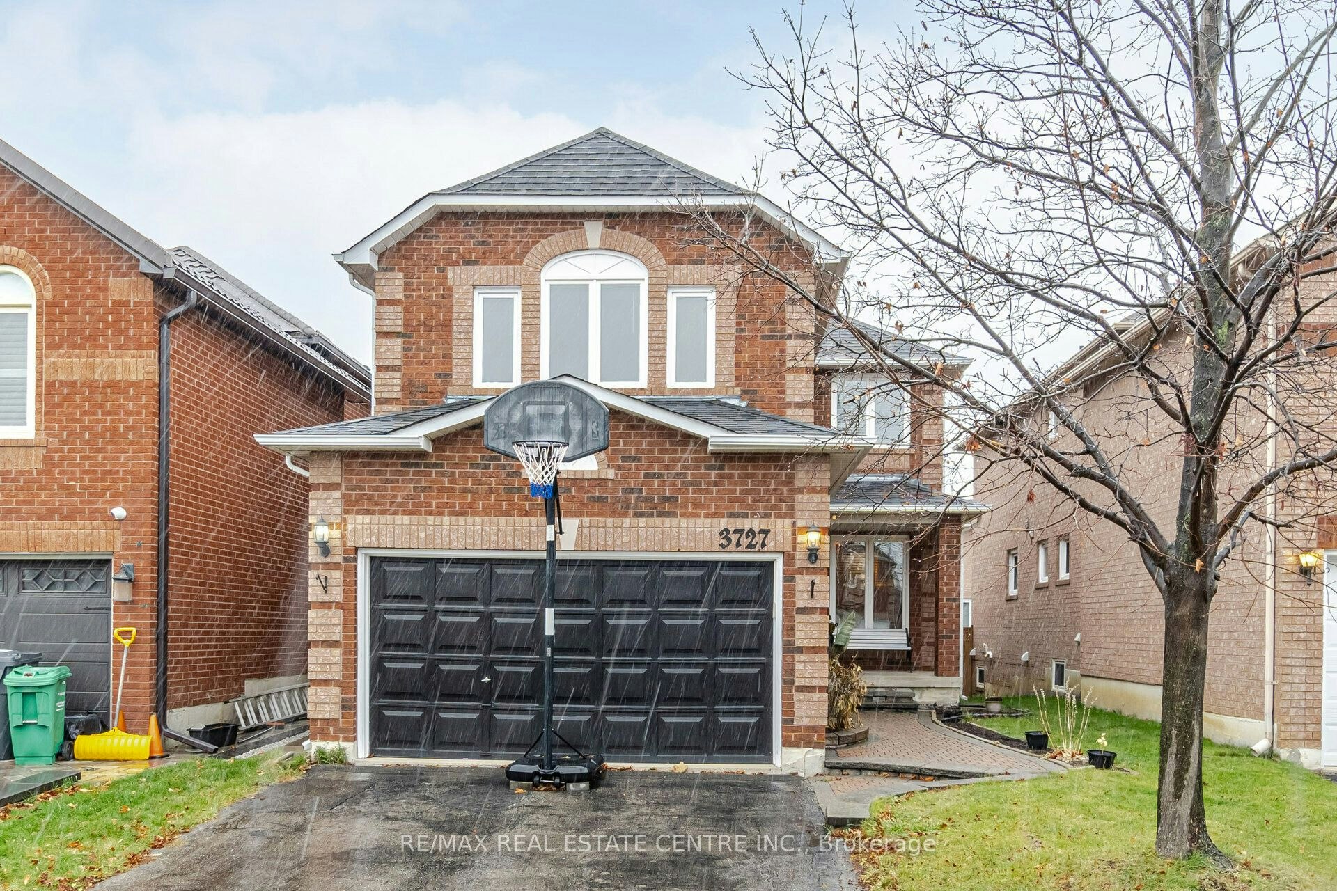 3727 Althorpe Circle, Mississauga, ON, L5N 7G5 - 2