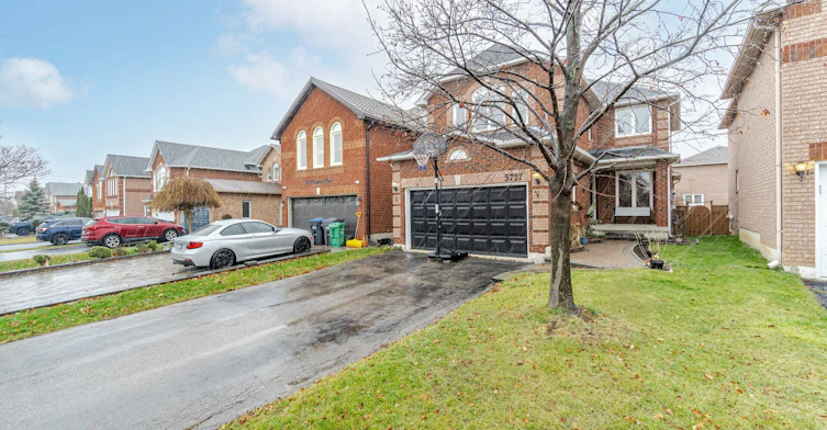 3727 Althorpe Circle, Mississauga, ON, L5N 7G5 - 4