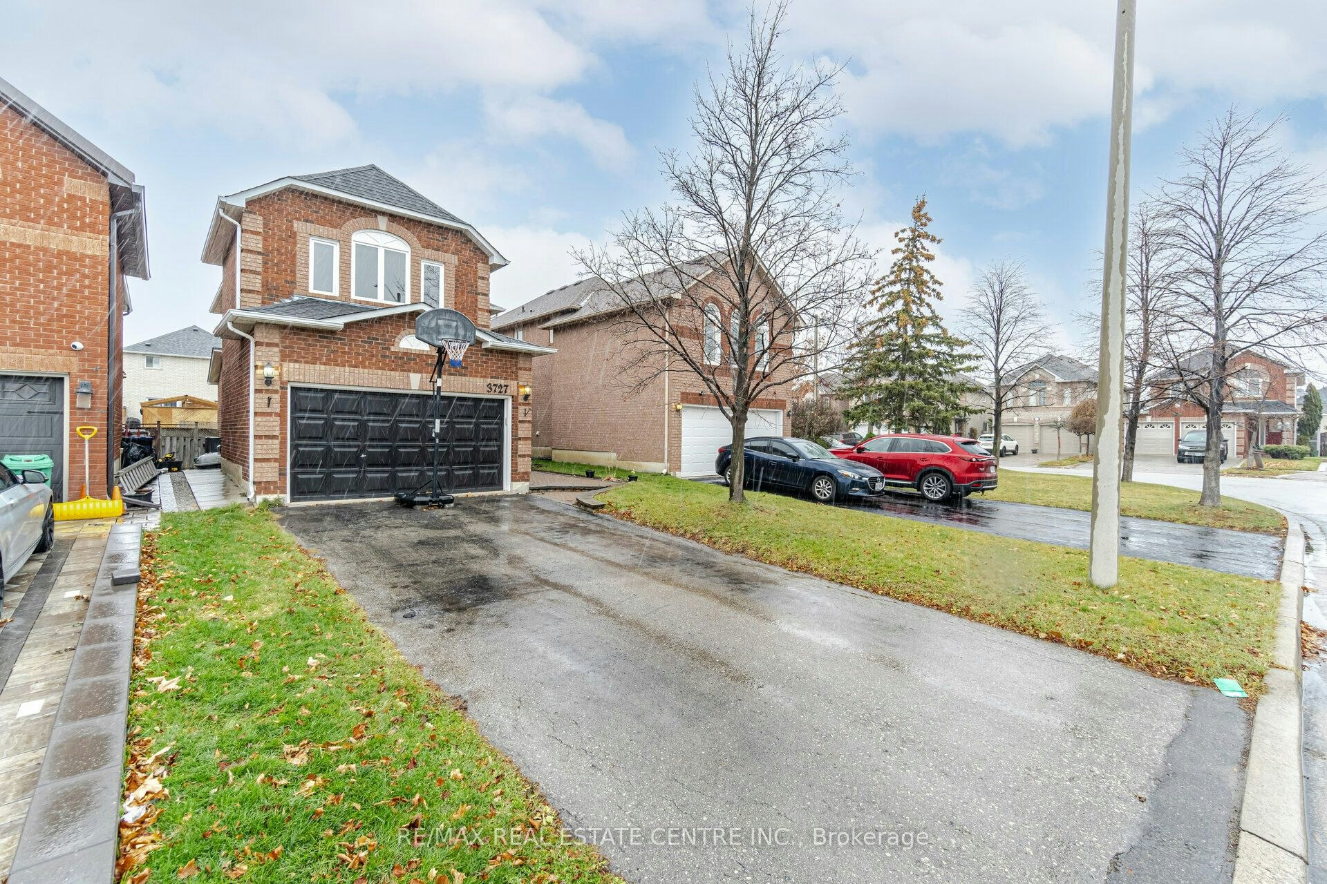 3727 Althorpe Circle, Mississauga, ON, L5N 7G5 - 3