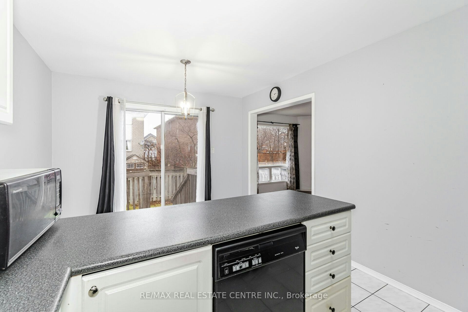 3727 Althorpe Circle, Mississauga, ON, L5N 7G5 - 15