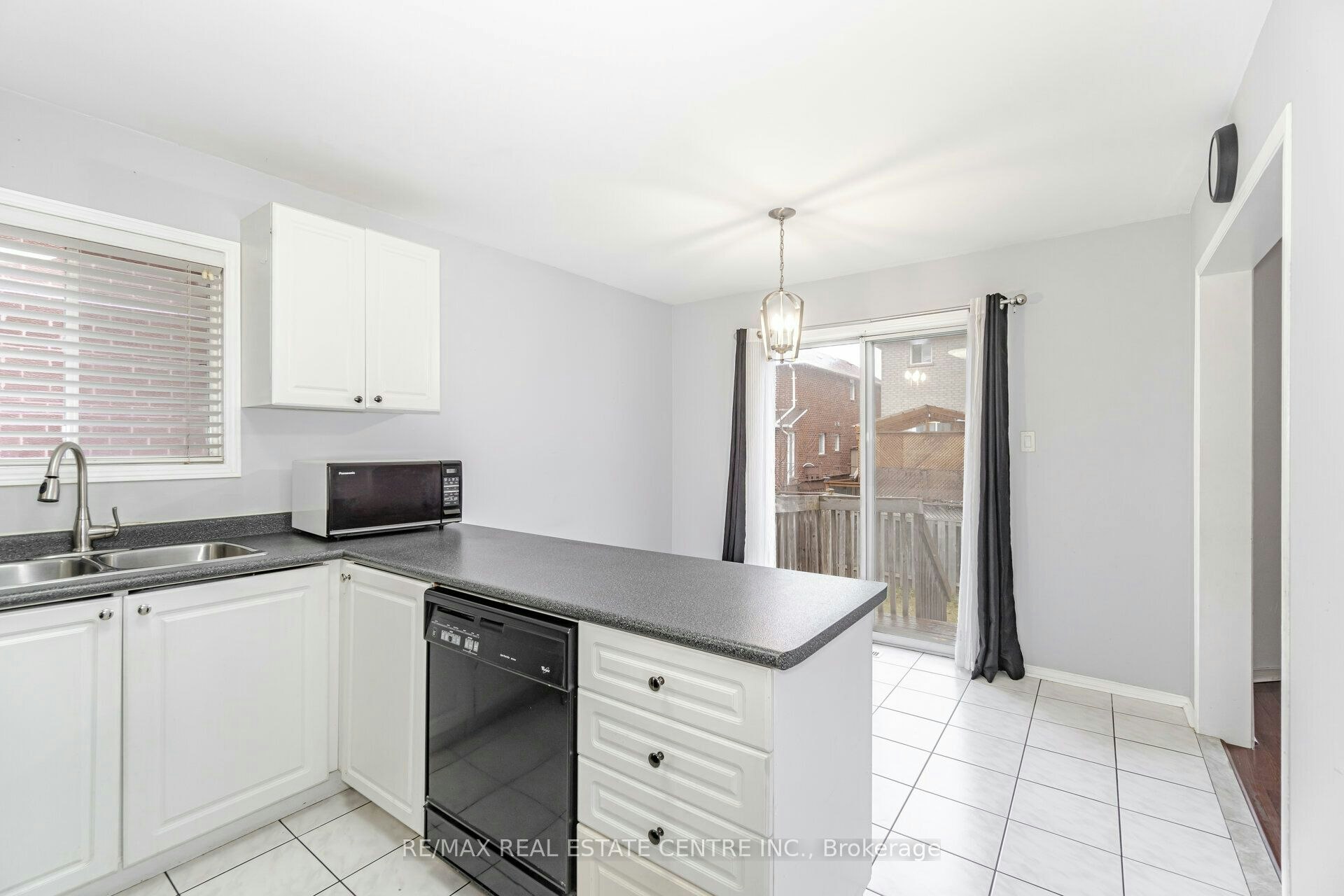 3727 Althorpe Circle, Mississauga, ON, L5N 7G5 - 13