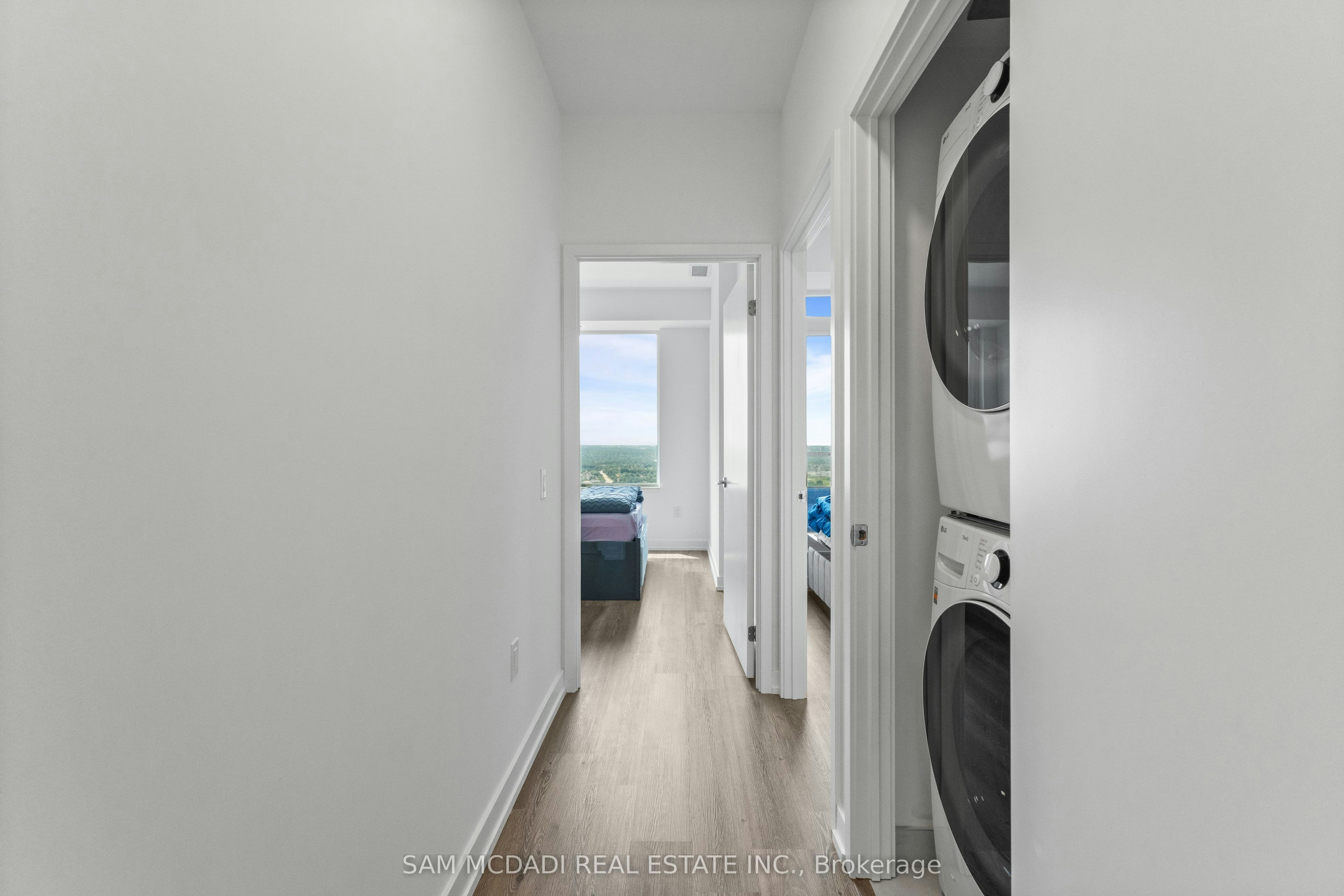 3810-395 Square One Drive, Mississauga, ON, L5B 0P6 - 19