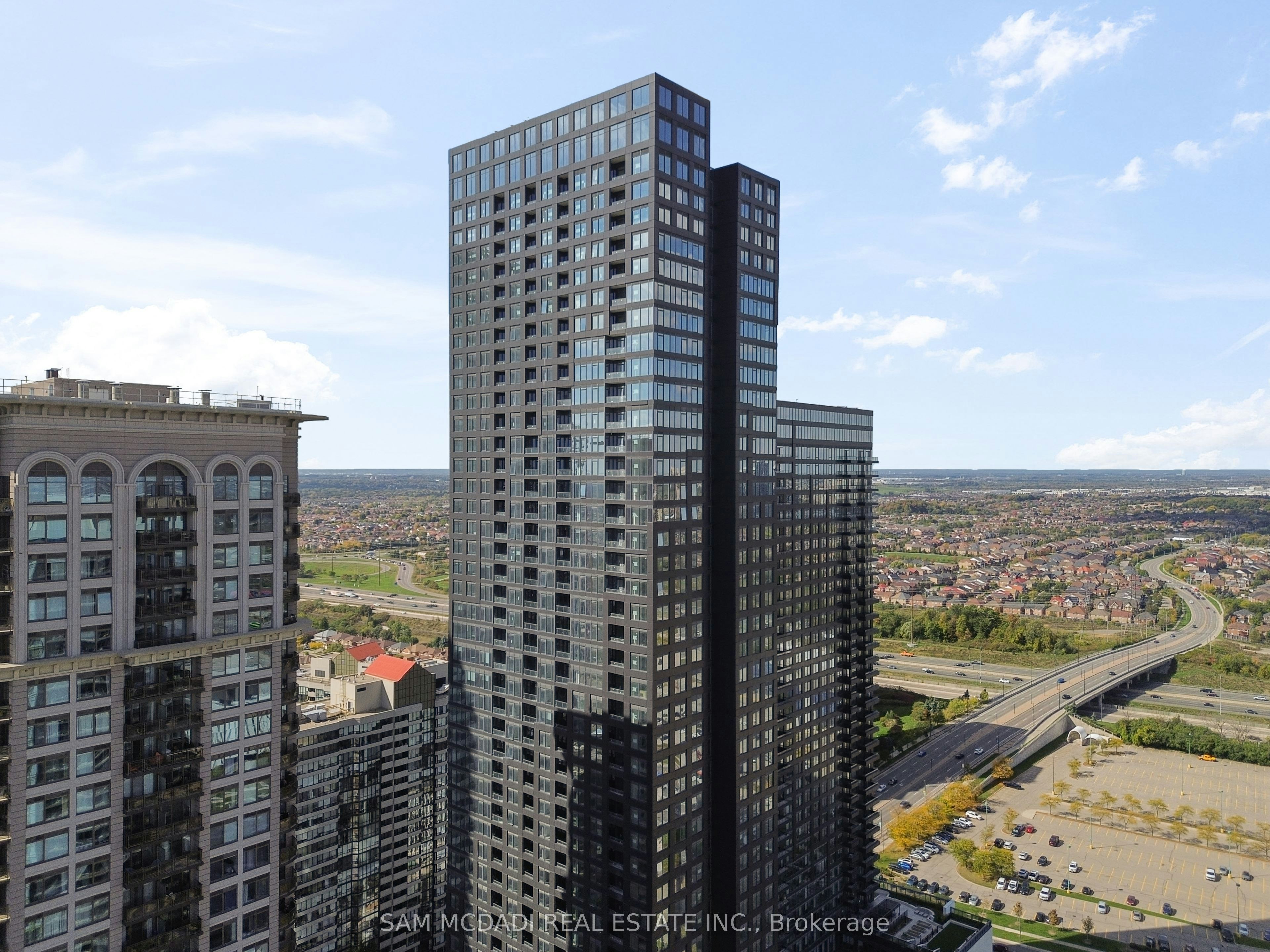 3810-395 Square One Drive, Mississauga, ON, L5B 0P6 - 33