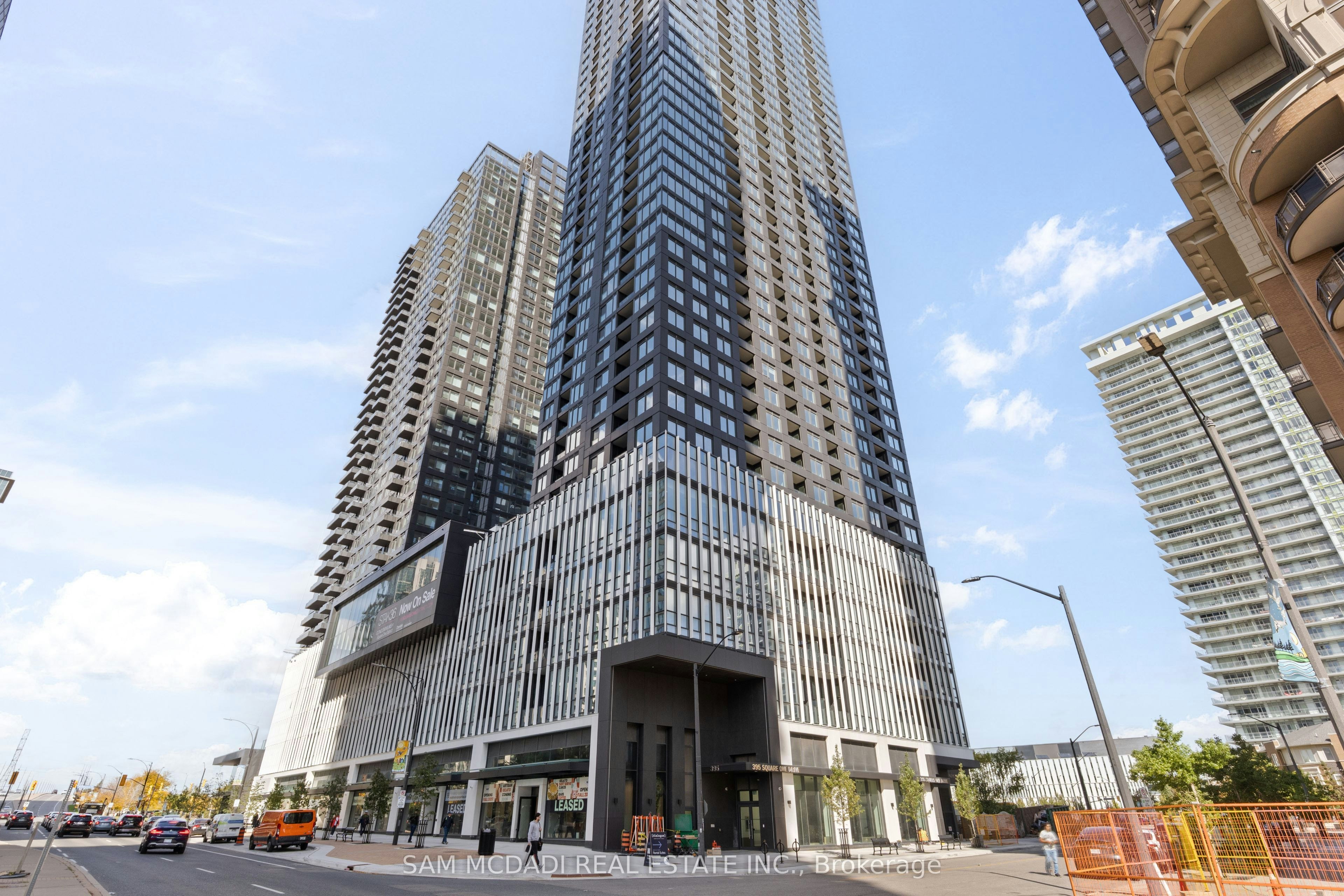 3810-395 Square One Drive, Mississauga, ON, L5B 0P6
