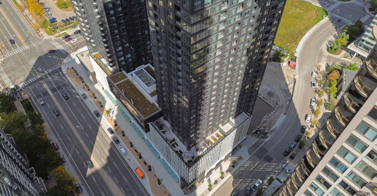 3810-395 Square One Drive, Mississauga, ON, L5B 0P6 - 31