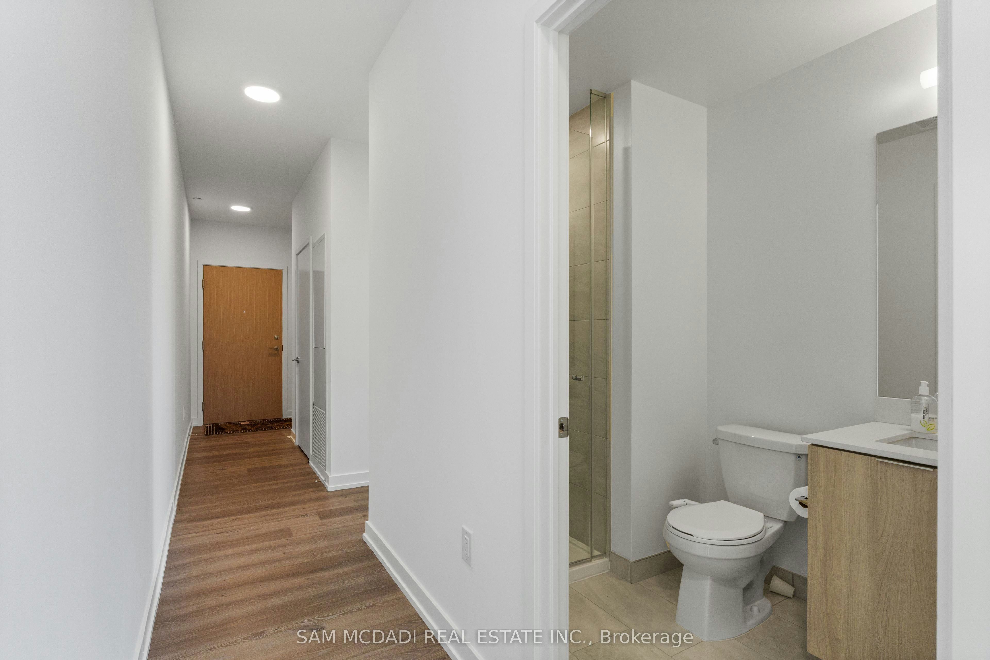 3810-395 Square One Drive, Mississauga, ON, L5B 0P6 - 21