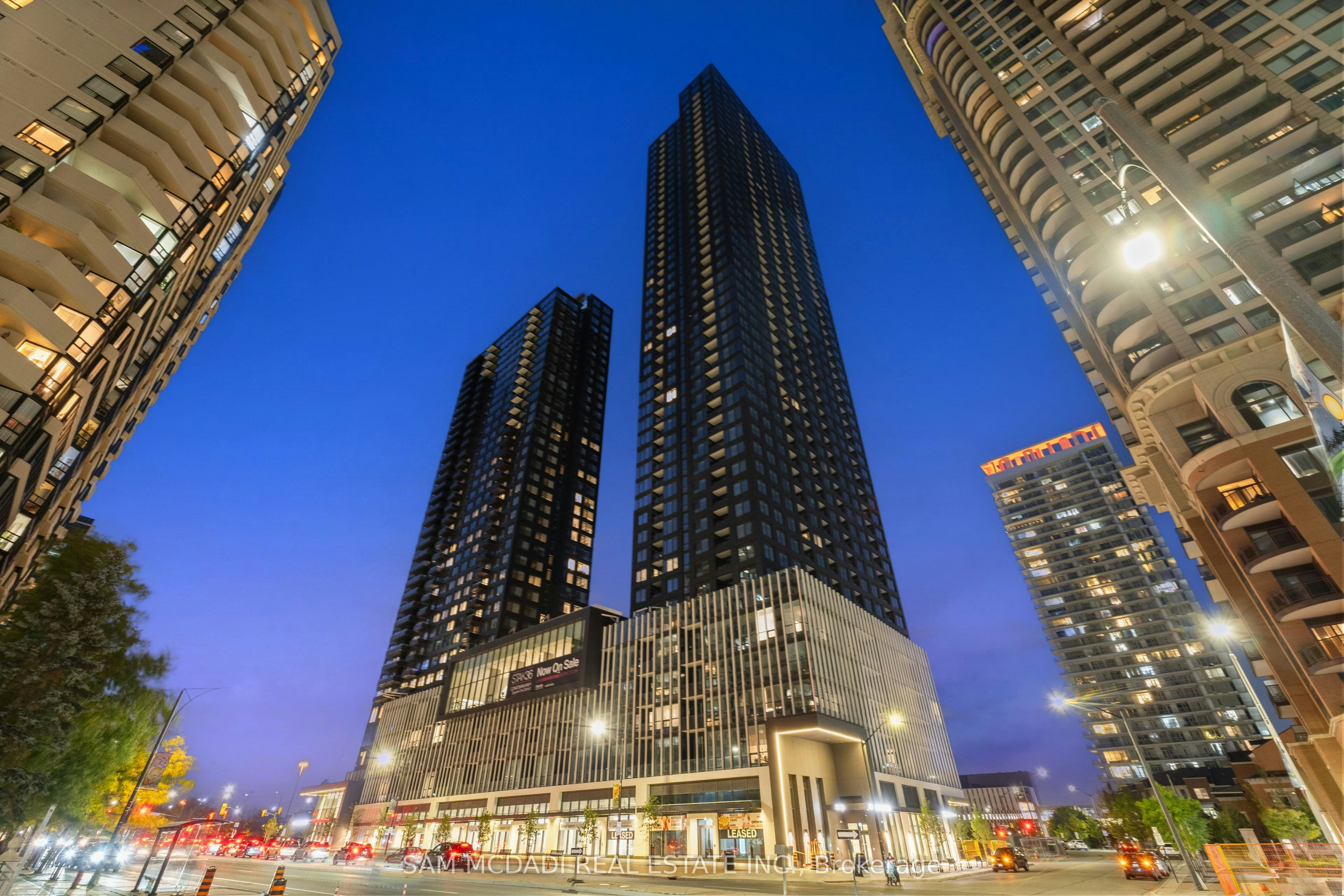 3810-395 Square One Drive, Mississauga, ON, L5B 0P6 - 29