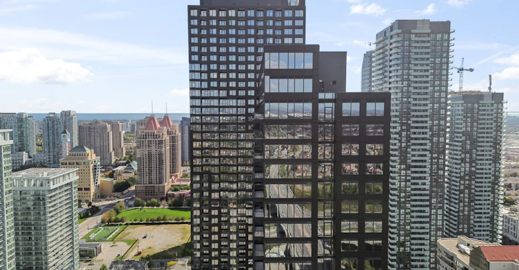 3810-395 Square One Drive, Mississauga, ON, L5B 0P6 - 32