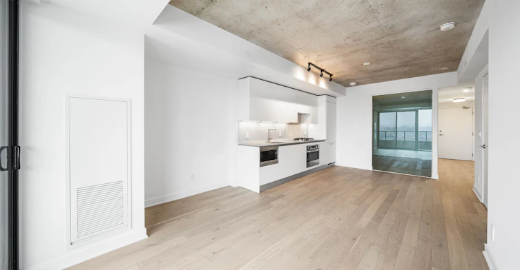 520-2720 Dundas Street, Toronto, ON, M6P 0C3 - 9