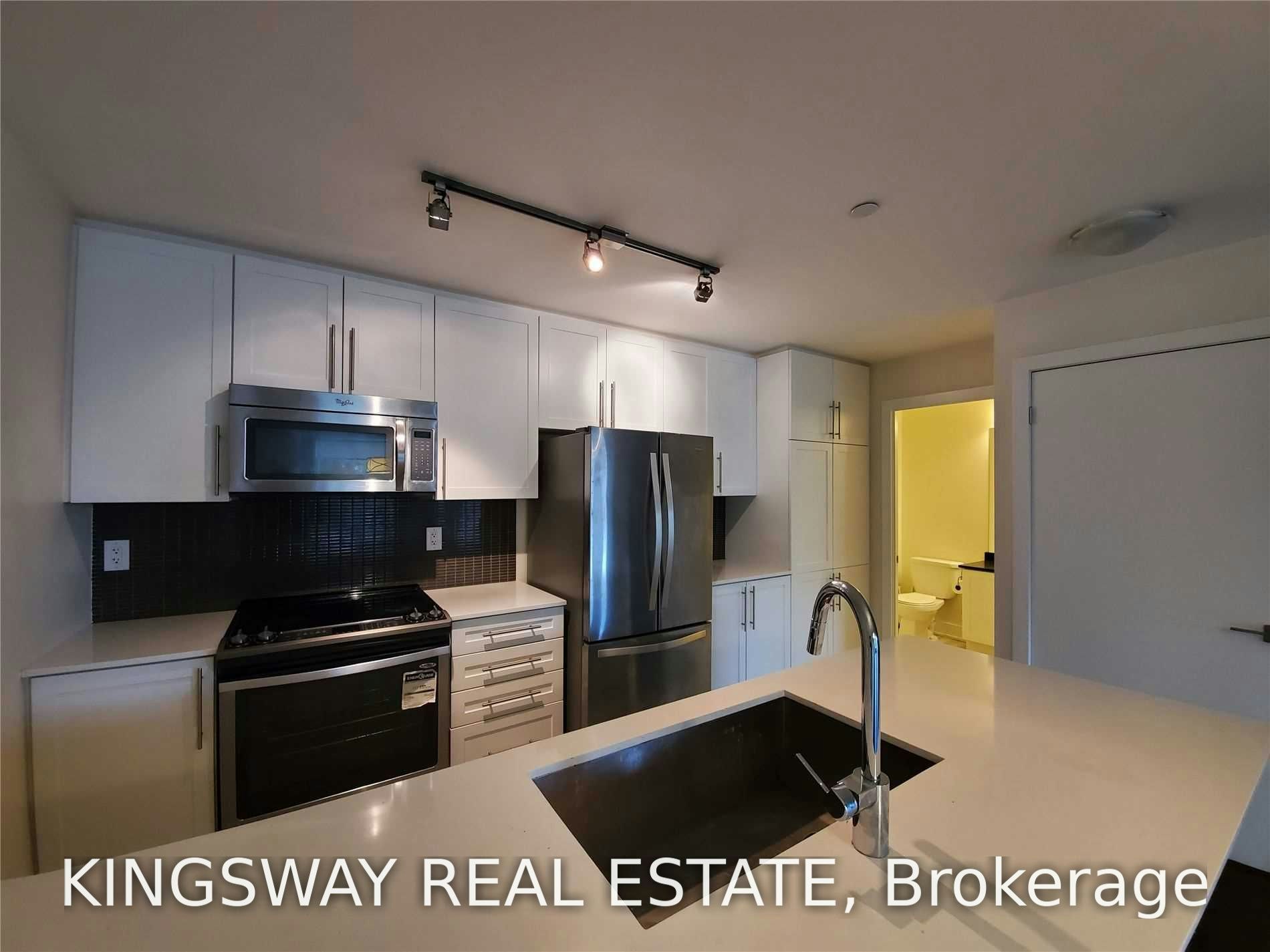 Th3-4011 Brickstone Mews, Mississauga, ON, L5B 0J7 - 4