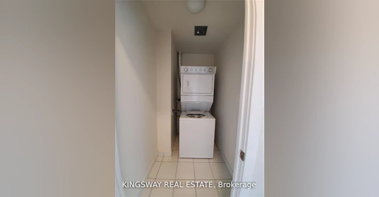 Th3-4011 Brickstone Mews, Mississauga, ON, L5B 0J7 - 12