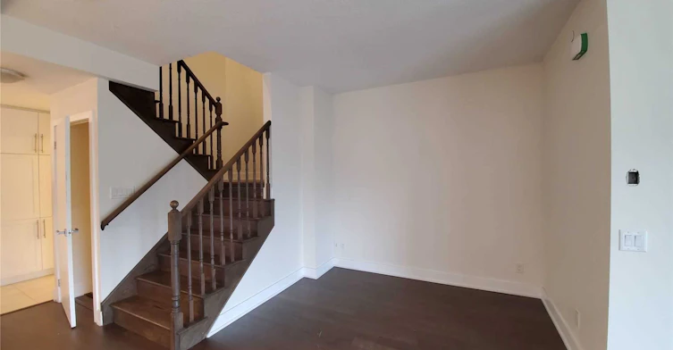 Th3-4011 Brickstone Mews, Mississauga, ON, L5B 0J7 - 2
