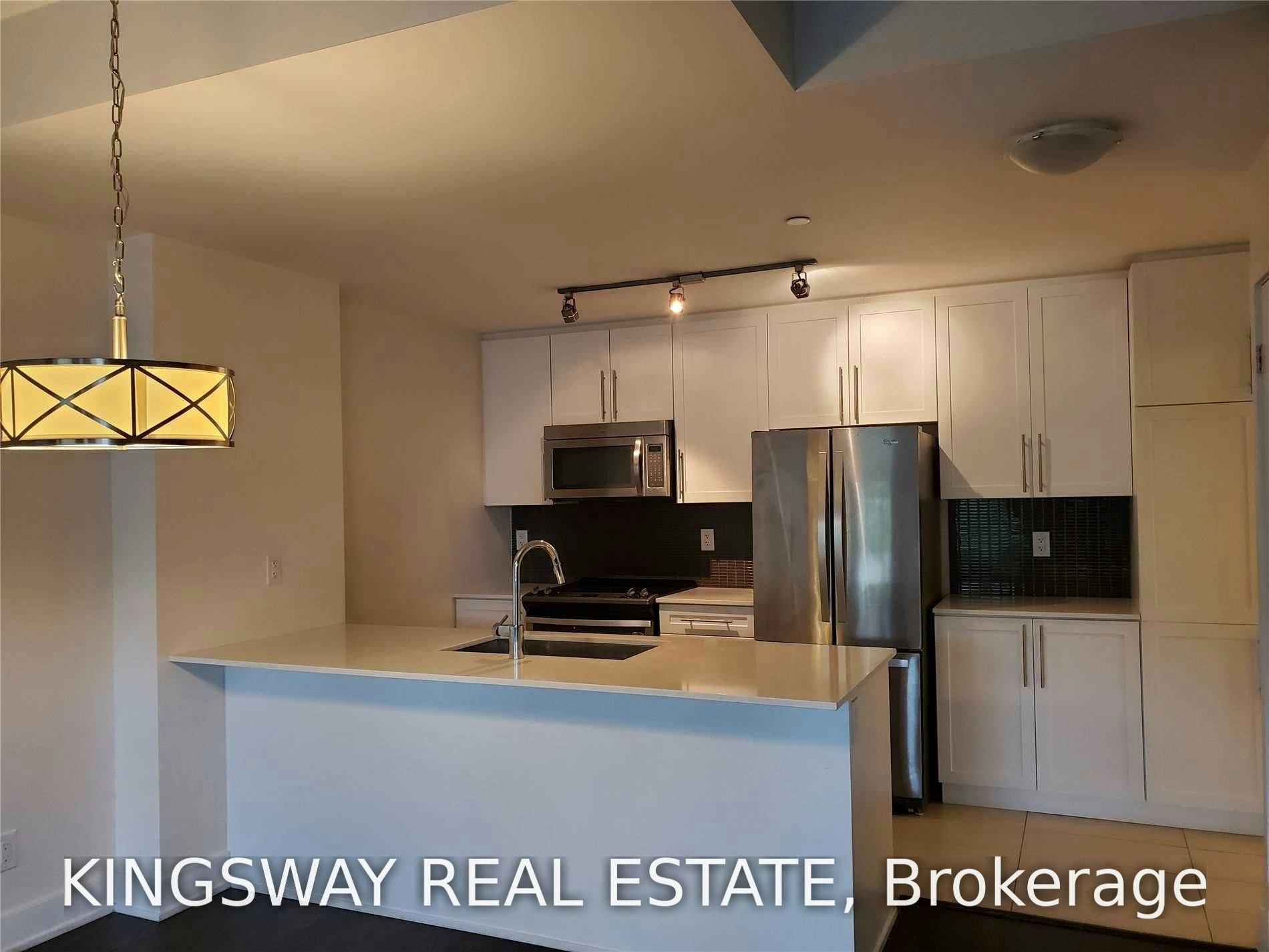 Th3-4011 Brickstone Mews, Mississauga, ON, L5B 0J7 - 3