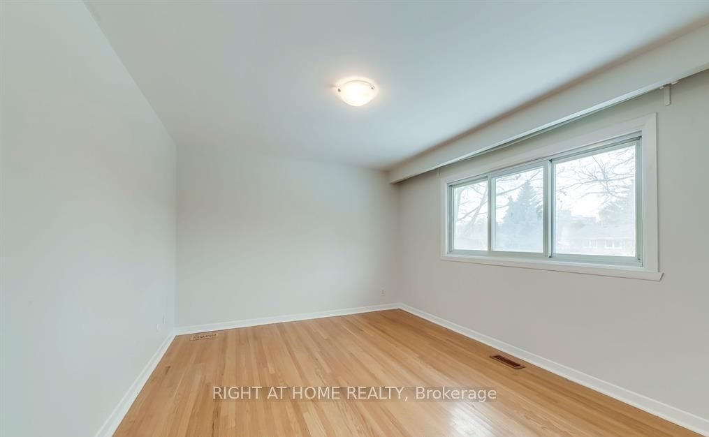 49 Rayne Avenue, Oakville, ON, L6H 1C1 - 12
