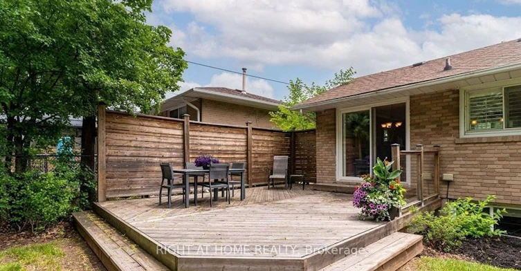 49 Rayne Avenue, Oakville, ON, L6H 1C1 - 4