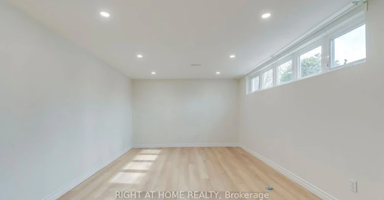 49 Rayne Avenue, Oakville, ON, L6H 1C1 - 20