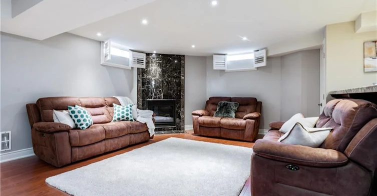 2384 Parkglen Avenue, Oakville, ON, L6M 4Y5 - 3
